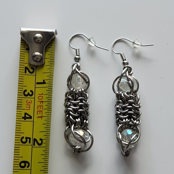 Silver chainmaille earrings with clear beads ✦ mermaid style dangle earrings ✦ - Picture 9 of 10